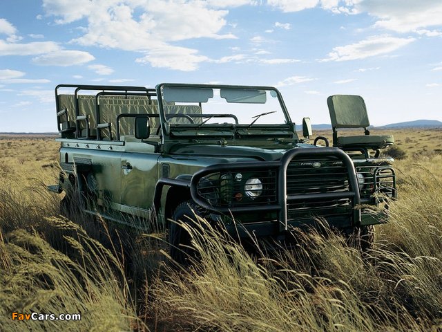 Pictures of Land Rover Defender 110 Safari Vehicle (640 x 480)
