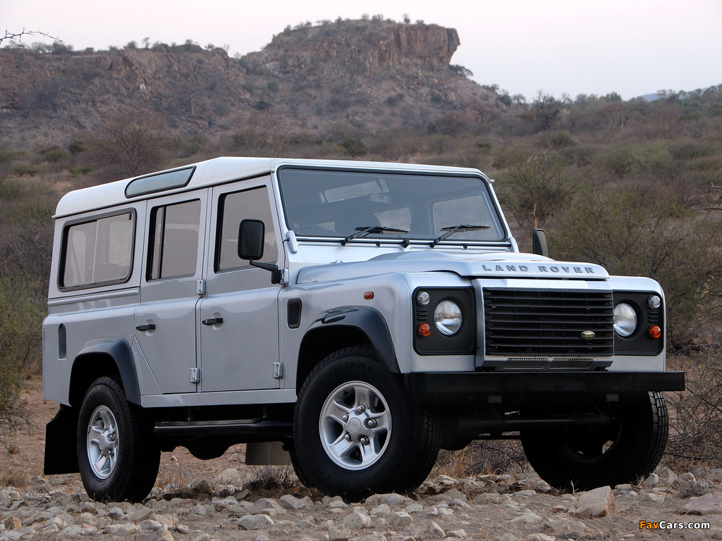 Land Rover Defender 110 Station Wagon ZA-spec 2007 wallpapers (1024 x 768)