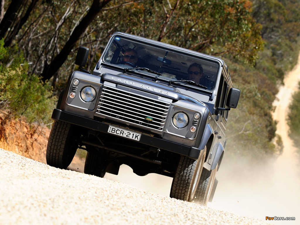 Land Rover Defender 110 Station Wagon AU-spec 2007 wallpapers (1024 x 768)