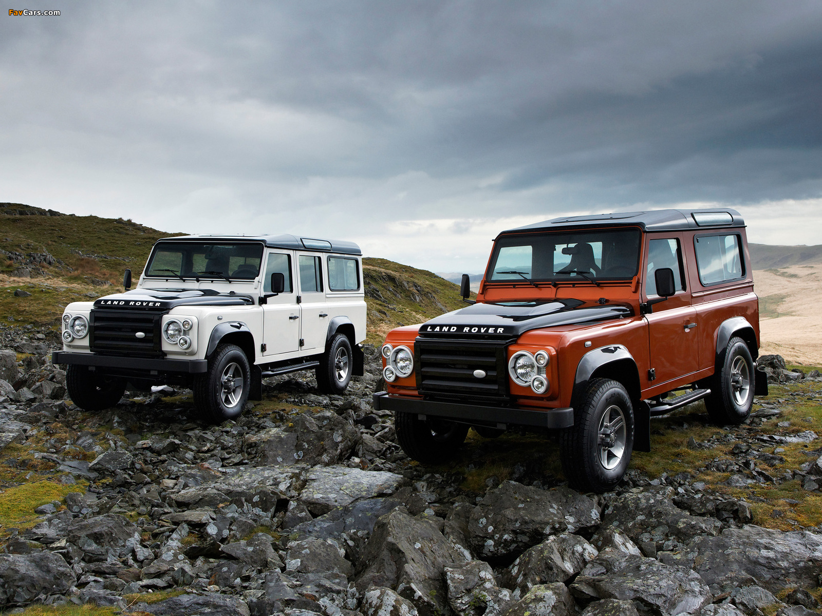 Land Rover Defender Fire & Ice 2009 wallpapers (1600 x 1200)