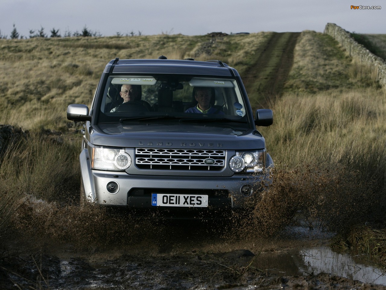 Images of Land Rover Discovery 4 SDV6 HSE UK-spec 2009 (1280 x 960)