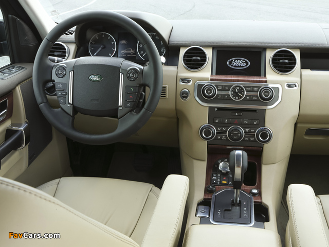 Images of Land Rover Discovery 4 SDV6 HSE 2009–13 (640 x 480)