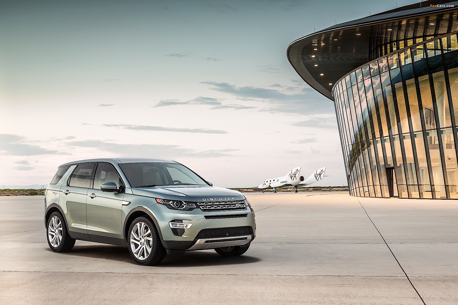 Images of Land Rover Discovery Sport HSE 2015 (1920 x 1280)