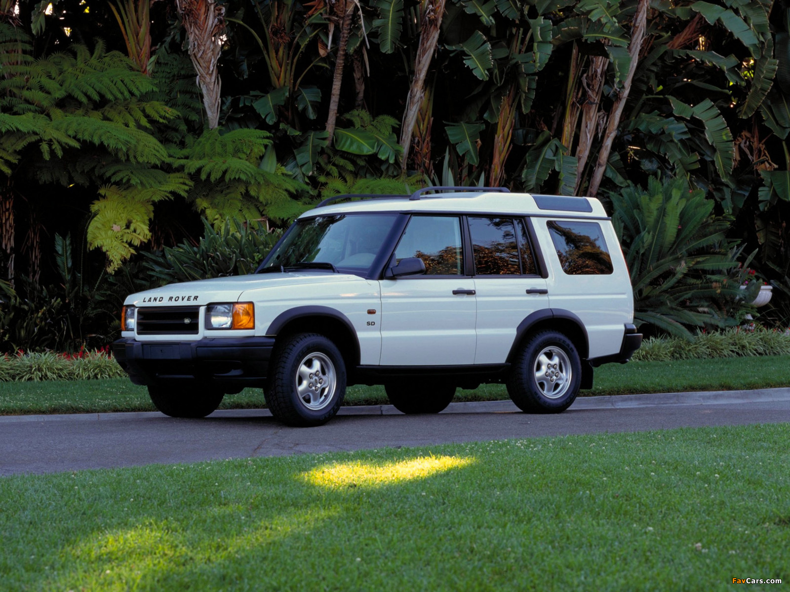 Land Rover Discovery 1997–2003 pictures (1600 x 1200)