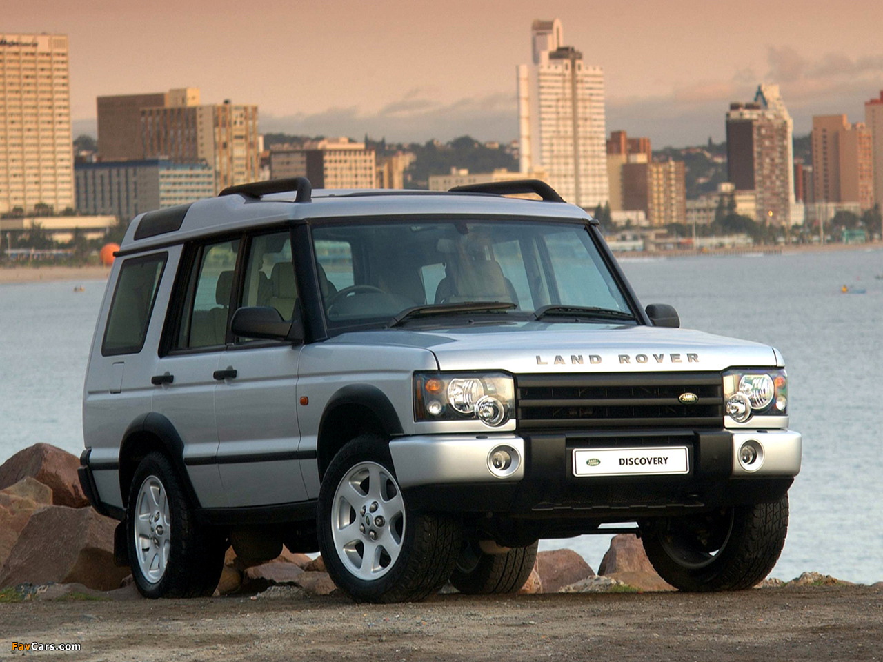Land Rover Discovery ZA-spec 2003–04 pictures (1280 x 960)