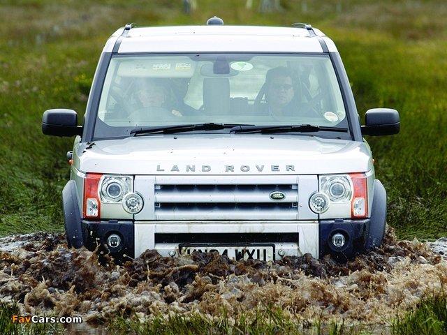 Land Rover Discovery 3 2005–08 images (640 x 480)
