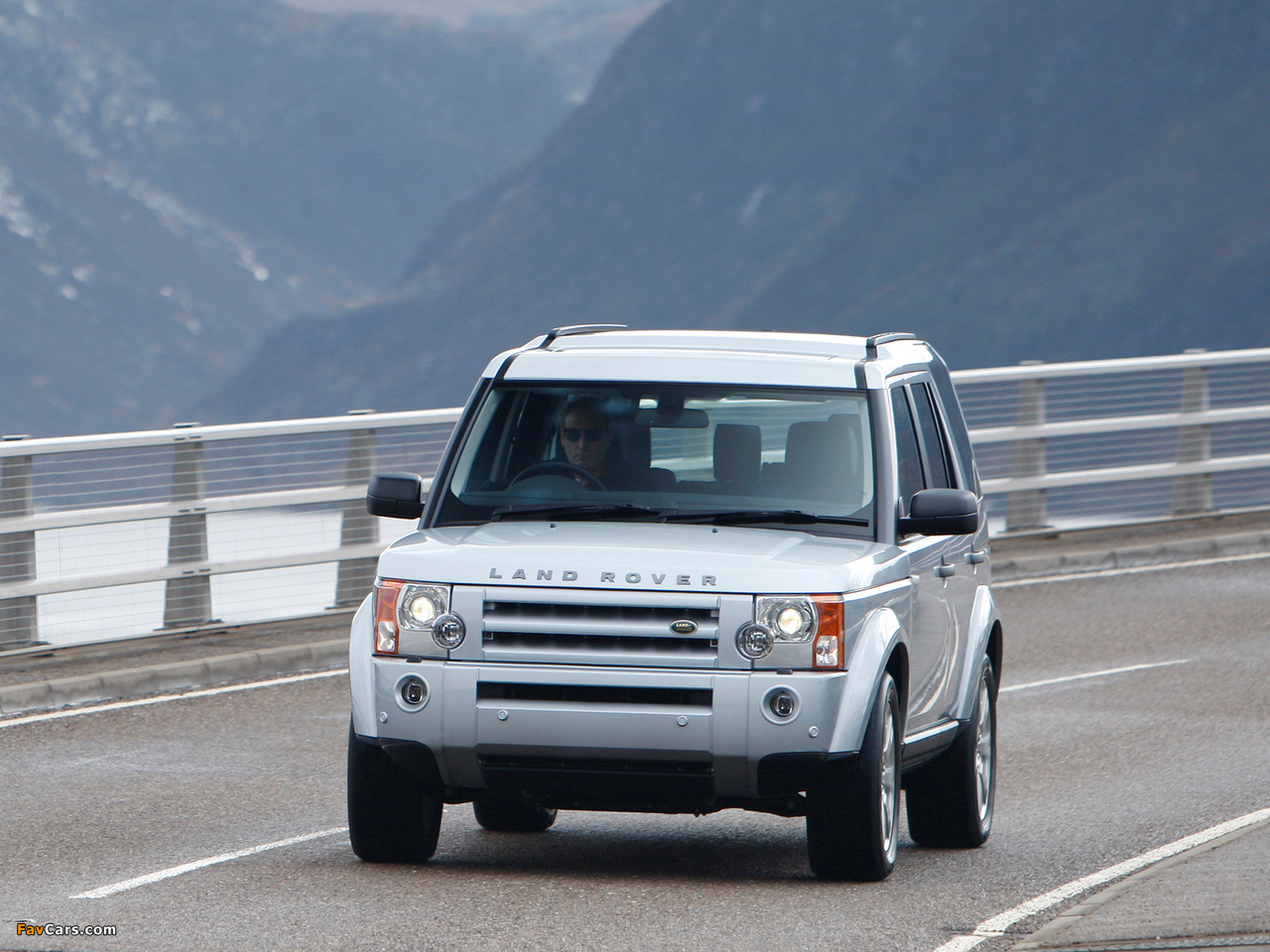 Land Rover Discovery 3 2008–09 wallpapers (1280 x 960)
