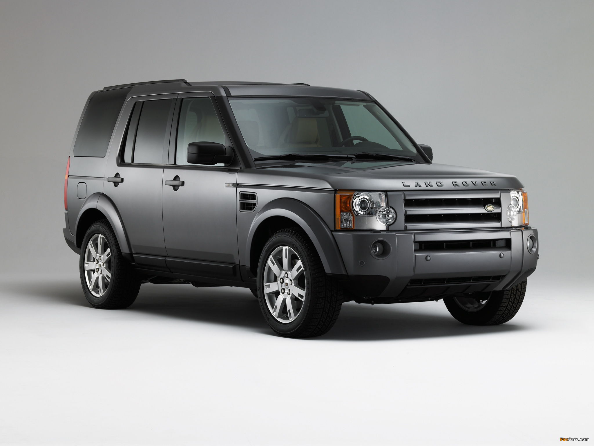 Land Rover Discovery 3 2008–09 wallpapers (2048 x 1536)