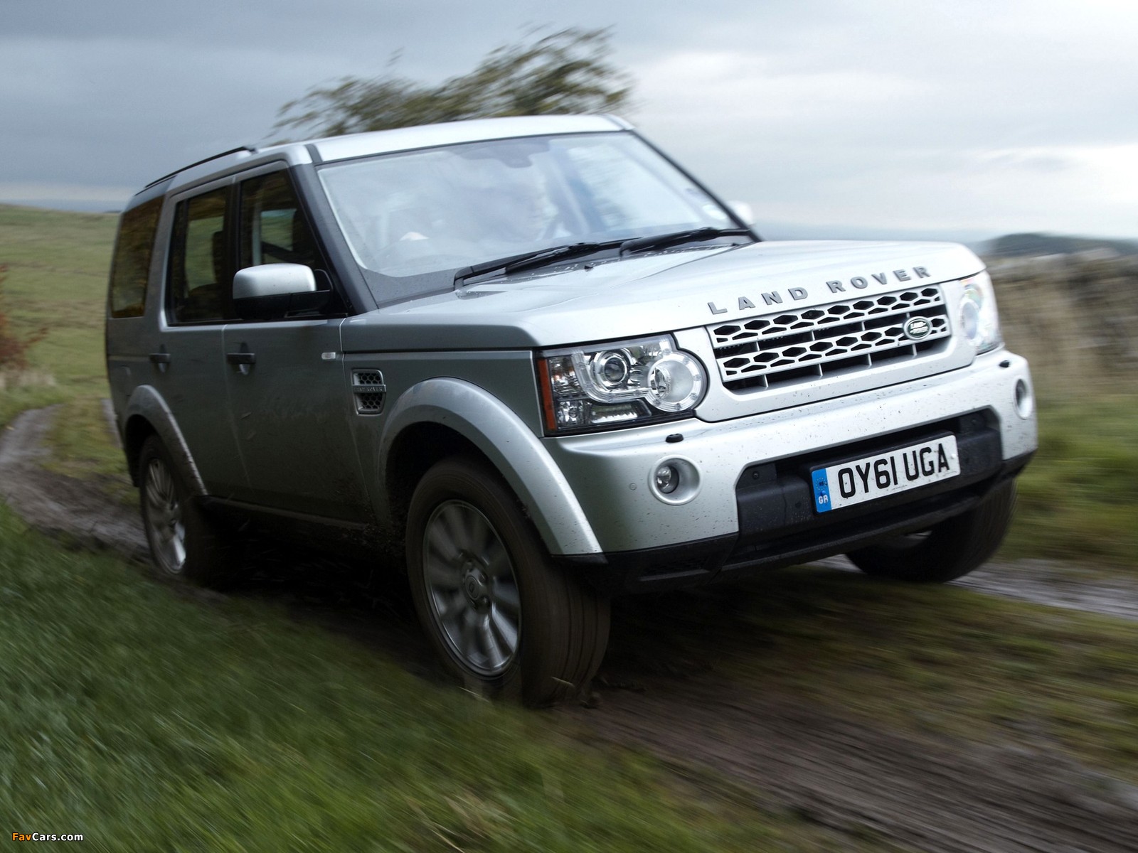 Land Rover Discovery 4 SDV6 HSE UK-spec 2009 pictures (1600 x 1200)