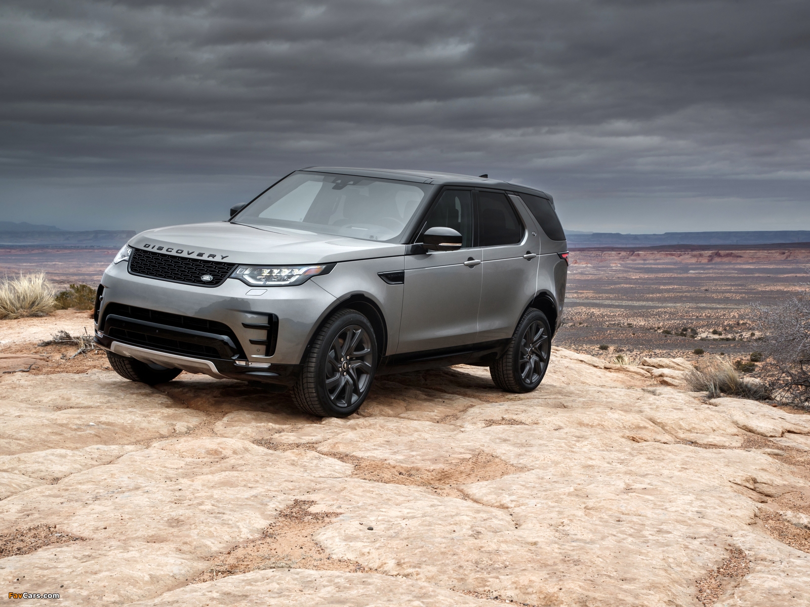 Land Rover Discovery HSE Si6 Dynamic Design Pack North America 2017 images (1600 x 1200)