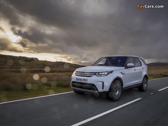 Land Rover Discovery HSE Td6 UK-spec 2017 photos (640 x 480)