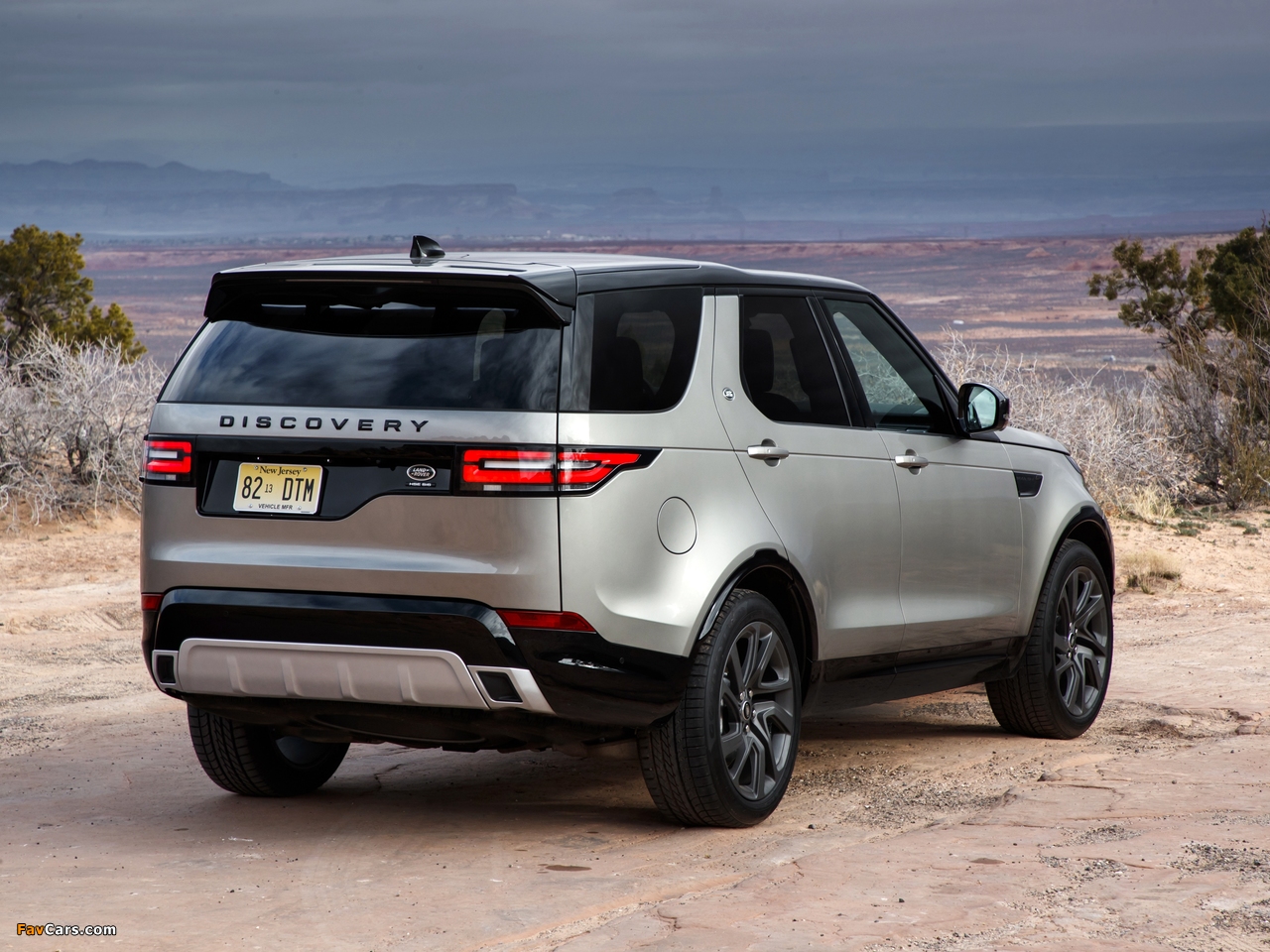 Land Rover Discovery HSE Si6 Dynamic Design Pack North America 2017 pictures (1280 x 960)