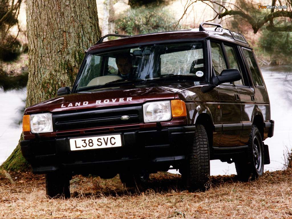 Photos of Land Rover Discovery 5-door 1994–97 (1024 x 768)