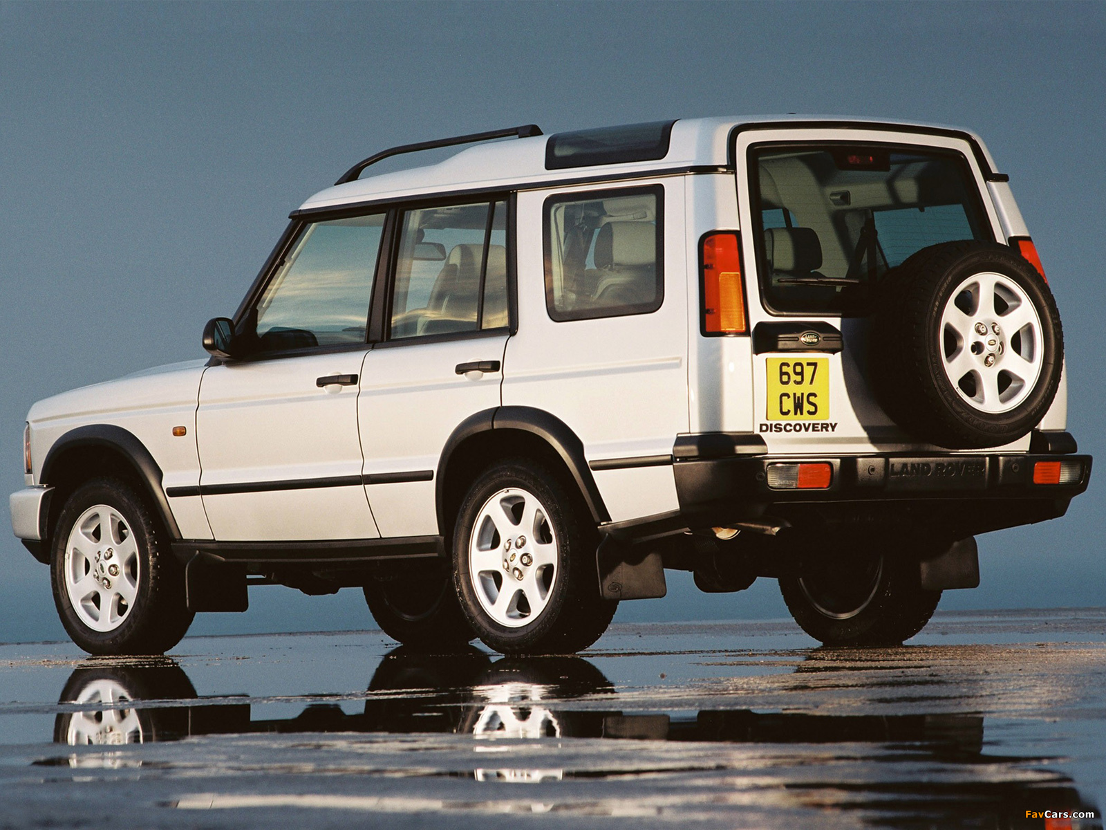Pictures of Land Rover Discovery 2003–04 (1600 x 1200)