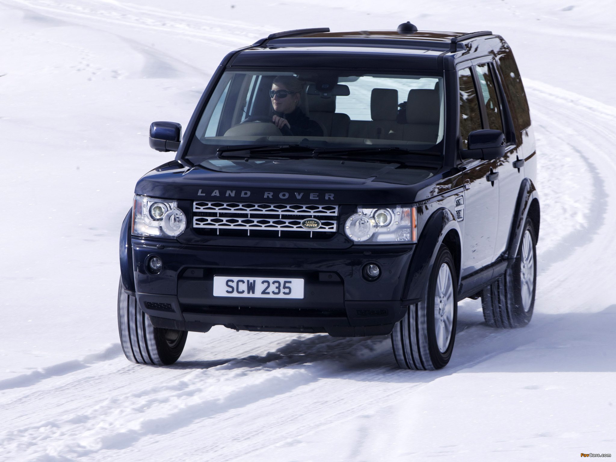 Pictures of Land Rover Discovery 4 3.0 TDV6 UK-spec 2009 (2048 x 1536)