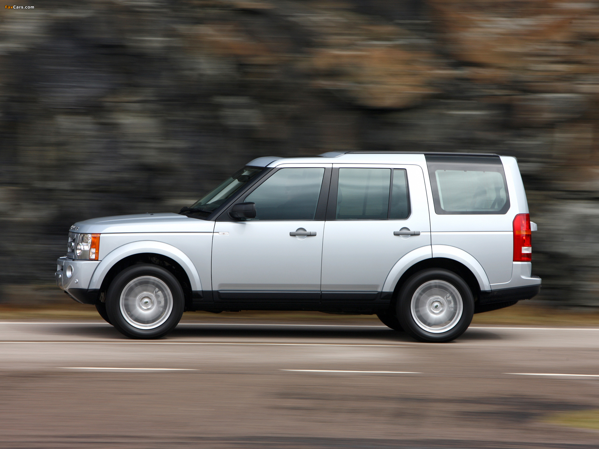 Pictures of Land Rover Discovery 3 2008–09 (2048 x 1536)