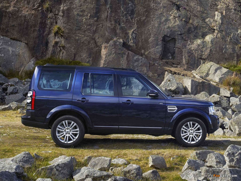 Land Rover Discovery 4 SDV6 HSE 2013 wallpapers (1024 x 768)