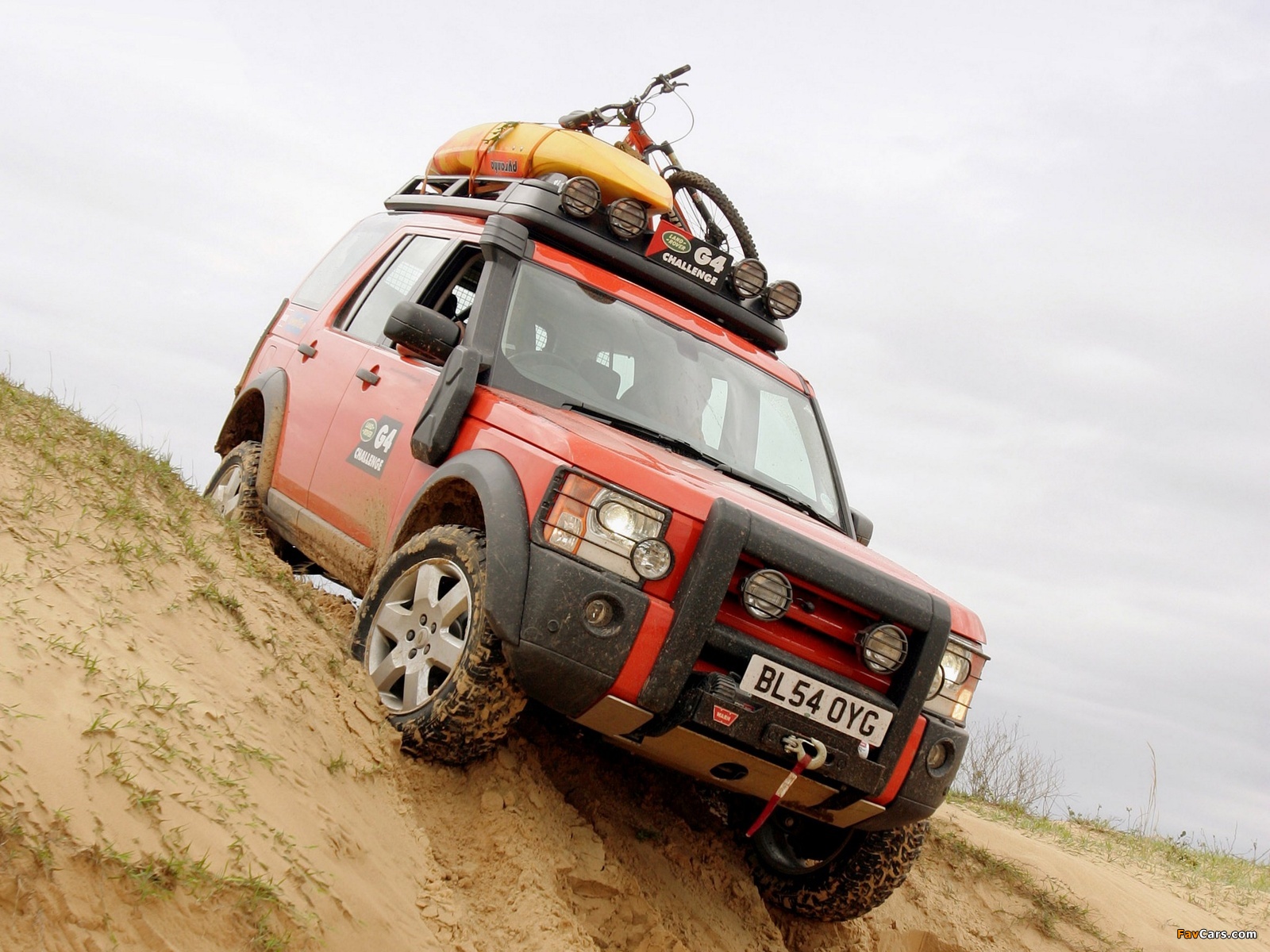 Land Rover Discovery 3 G4 Edition wallpapers (1600 x 1200)