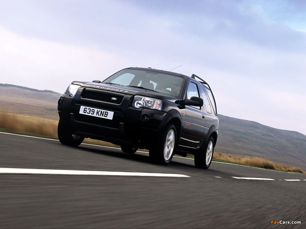 Images of Land Rover Freelander 3-door 2003–06 (1024 x 768)