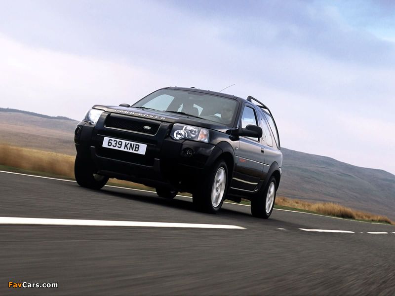 Images of Land Rover Freelander 3-door 2003–06 (800 x 600)