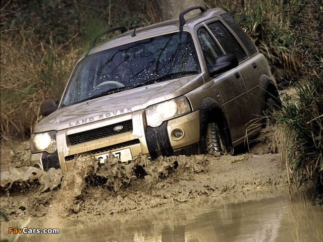 Land Rover Freelander 5-door 2003–06 pictures (640 x 480)