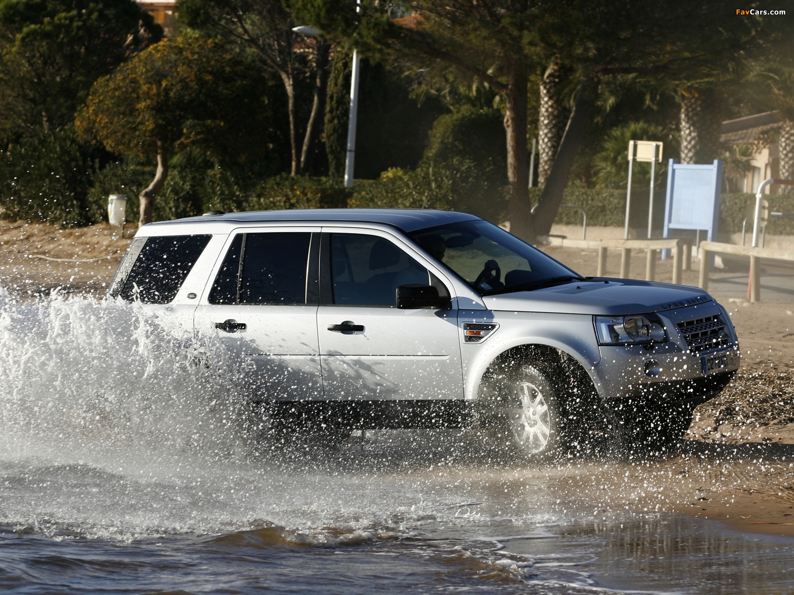 Land Rover Freelander 2 TD4_e 2008–10 photos (1600 x 1200)