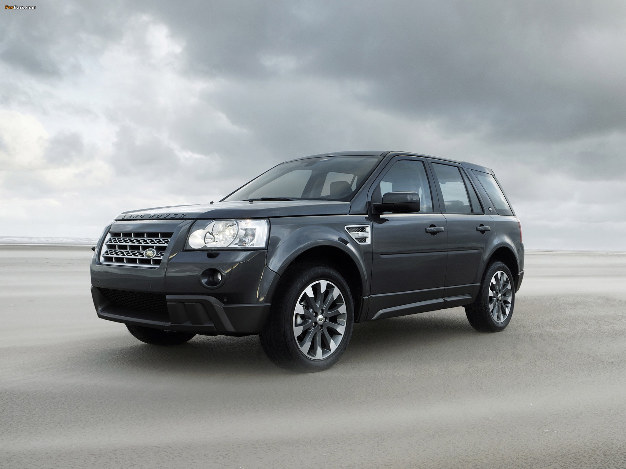 Land Rover Freelander 2 Sport 2010 wallpapers (2048 x 1536)