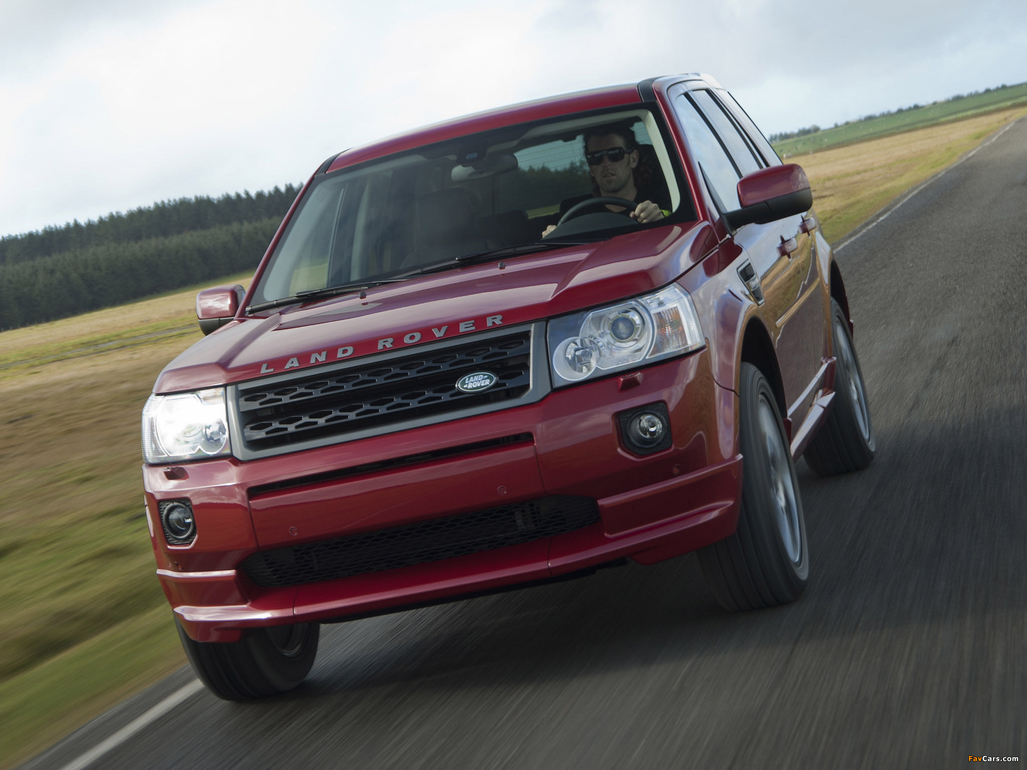 Photos of Land Rover Freelander (2048 x 1536)