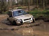 Photos of Land Rover Freelander 5-door 2003–06