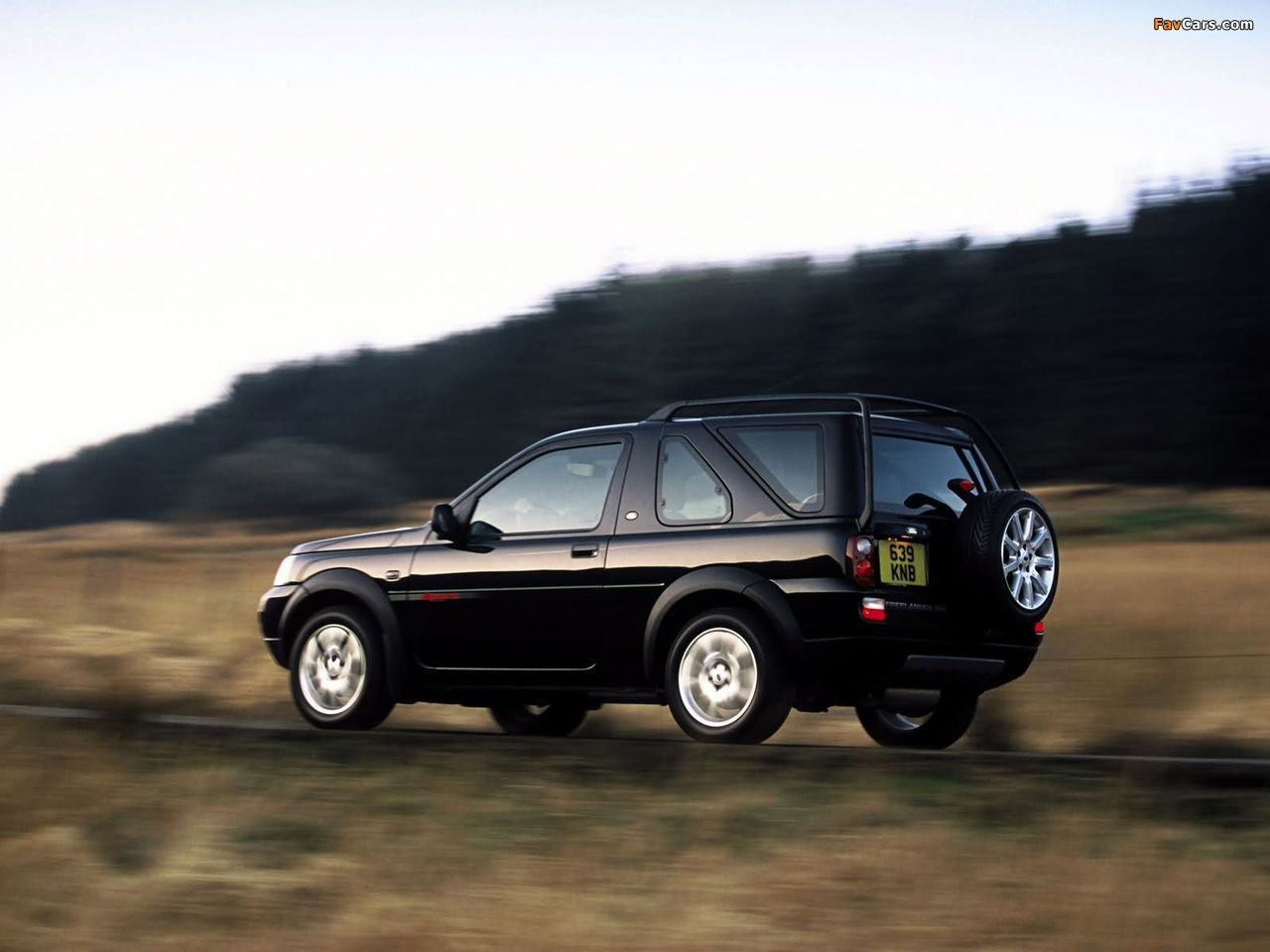 Photos of Land Rover Freelander 3-door 2003–06 (1280 x 960)