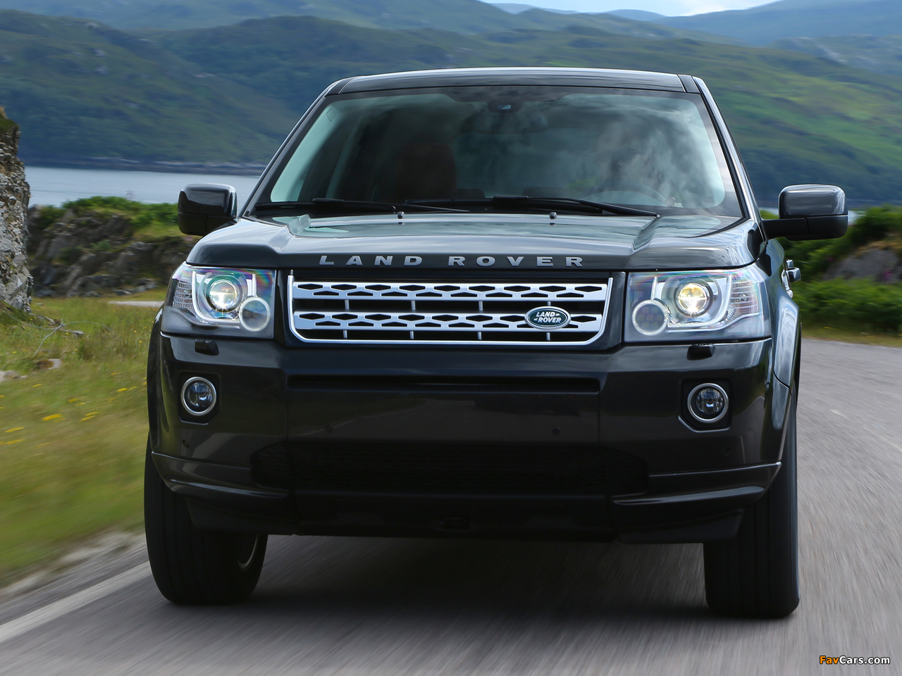 Photos of Land Rover Freelander 2 SD4 2012 (1280 x 960)