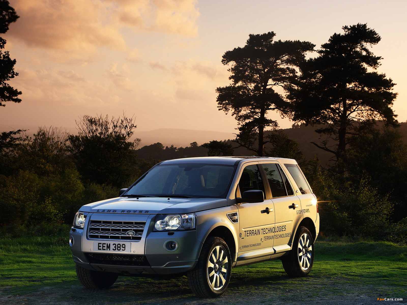 Pictures of Land Rover Freelander 2 TD4_e 2008–10 (1600 x 1200)