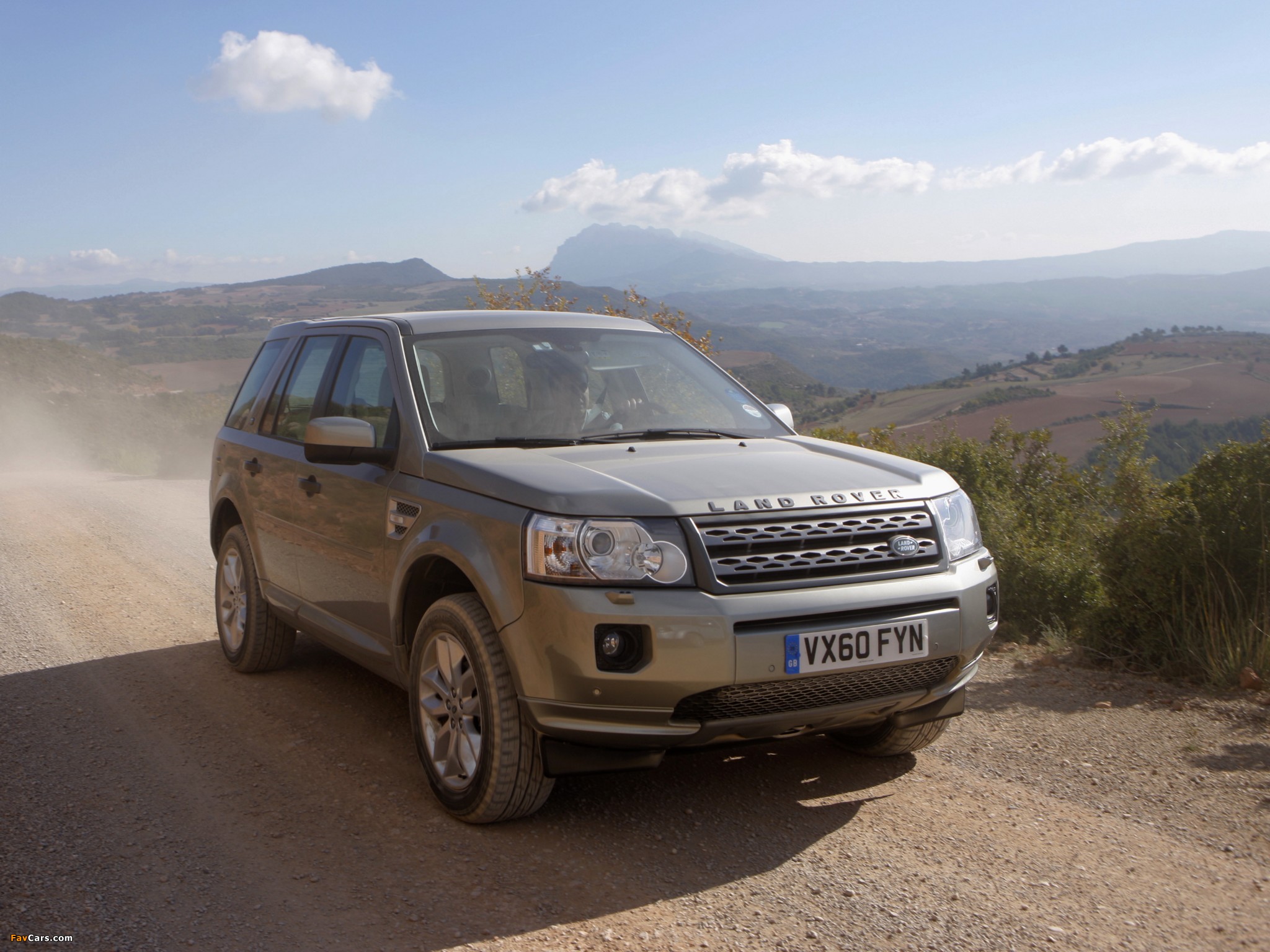 Pictures of Land Rover Freelander 2 D4 2010 (2048 x 1536)