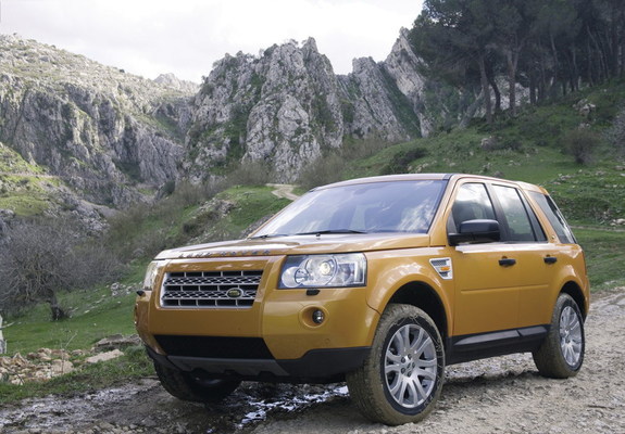 Pictures of Land Rover Freelander 2 2007–10