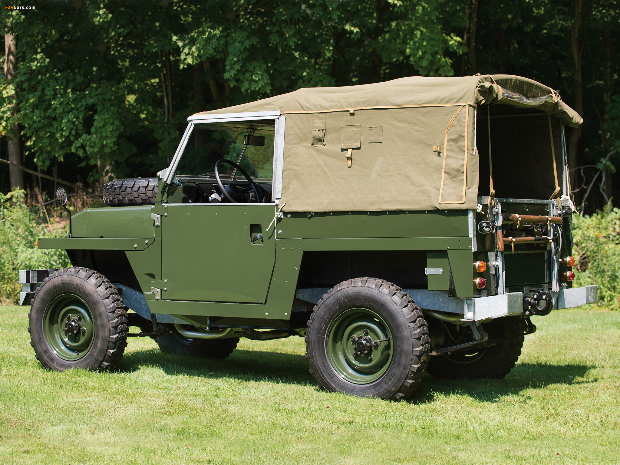Pictures of Land Rover Lightweight (Series IIA) 1968–72 (2048 x 1536)
