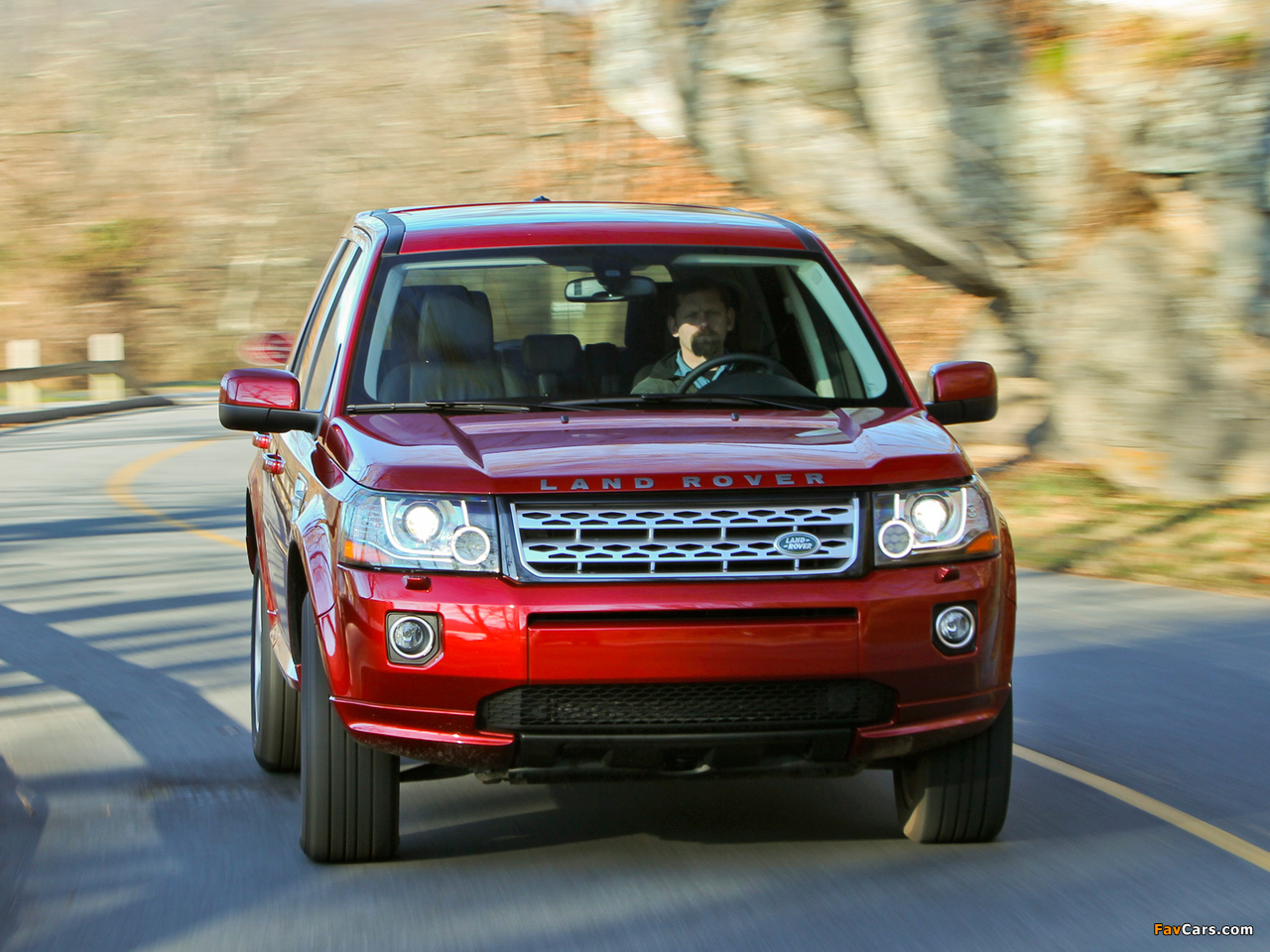 Pictures of Land Rover LR2 HSE 2012 (1280 x 960)