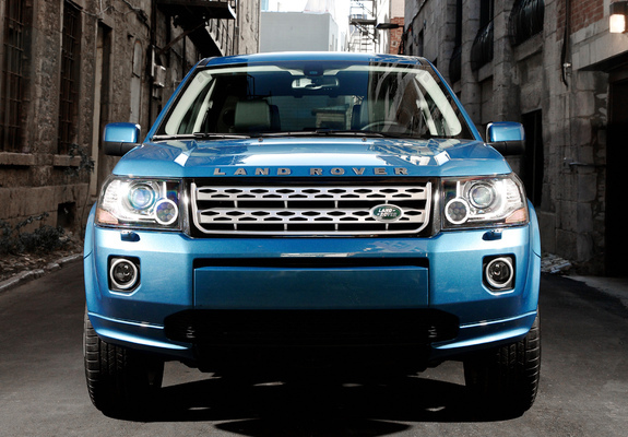 Land Rover LR2 HSE 2012 wallpapers