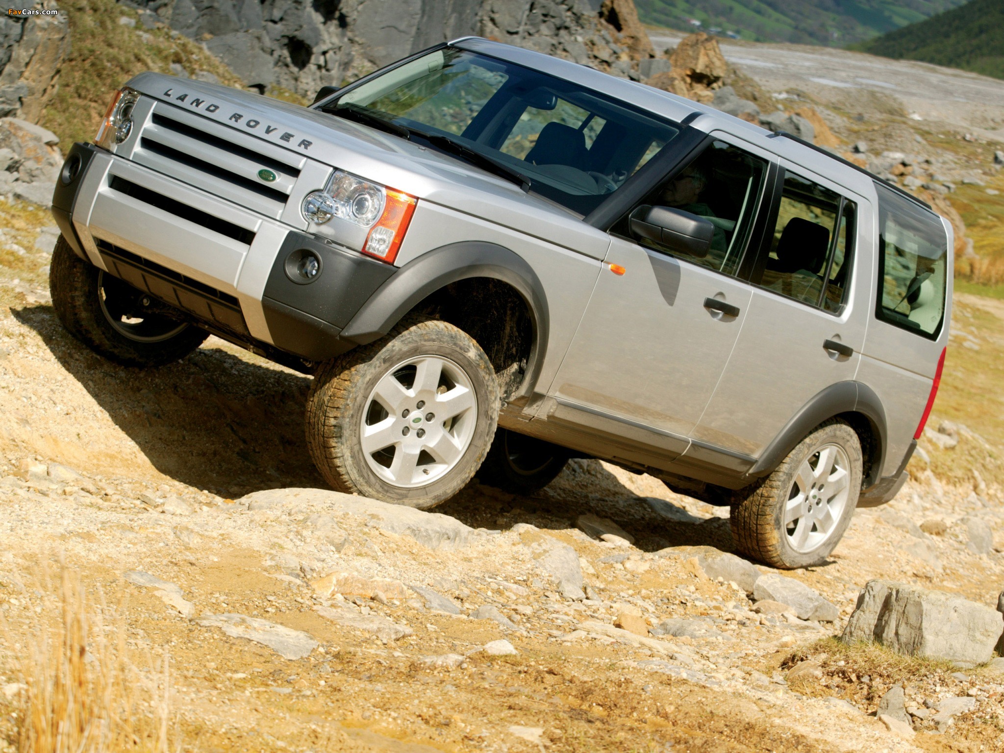 Land Rover LR3 2005–08 photos (2048 x 1536)