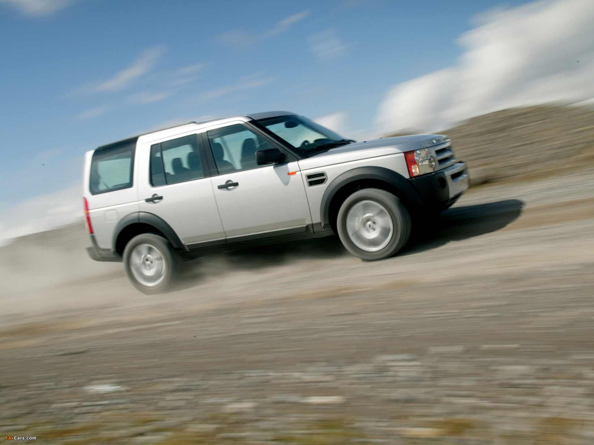 Pictures of Land Rover LR3 2005–08 (1920 x 1440)