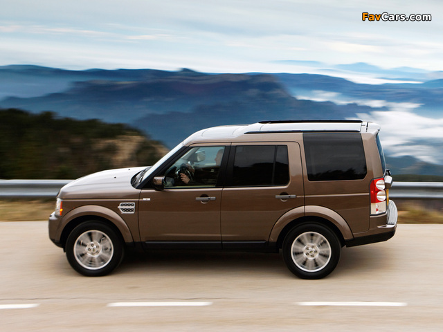Land Rover LR4 2009 wallpapers (640 x 480)