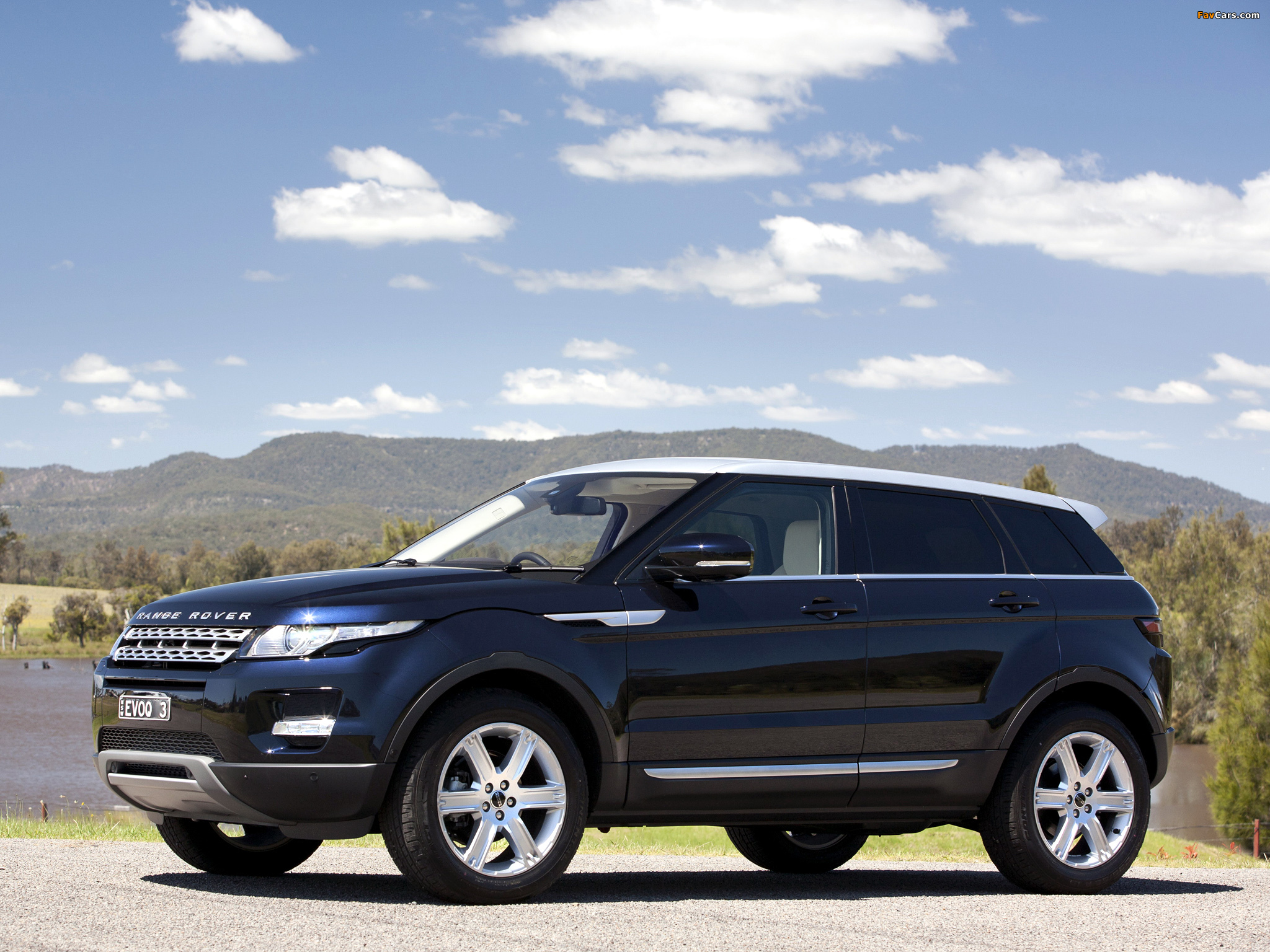 Images of Range Rover Evoque Prestige AU-spec 2011 (2048 x 1536)