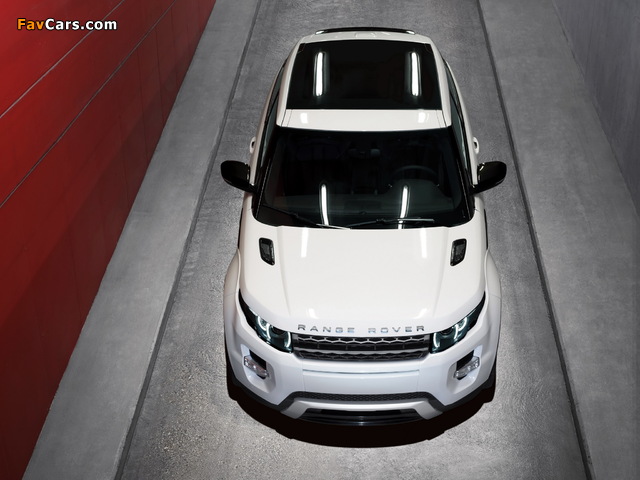 Images of Range Rover Evoque Coupe Dynamic 2011 (640 x 480)