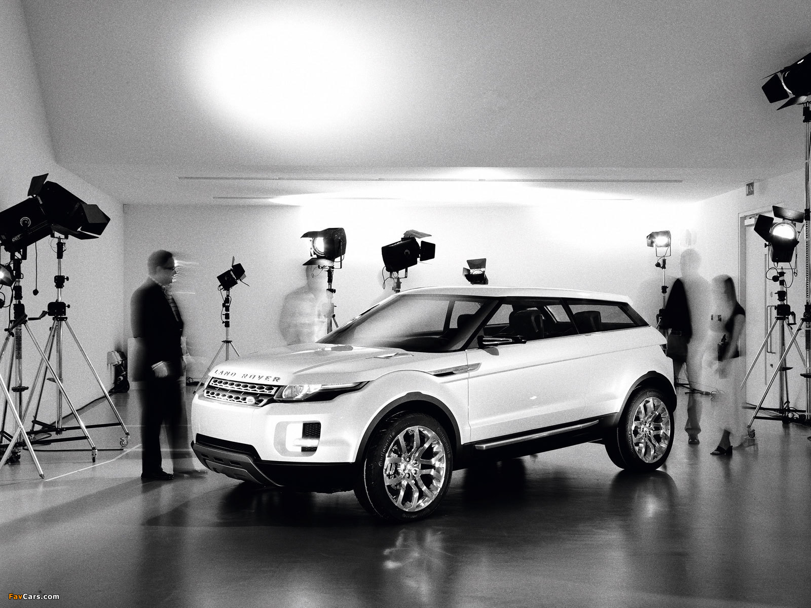 Land Rover LRX Concept 2007 pictures (1600 x 1200)