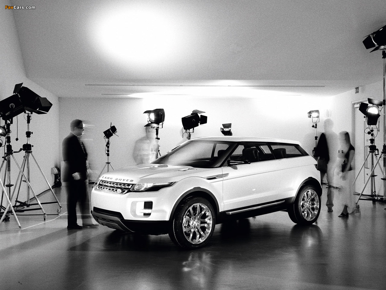 Land Rover LRX Concept 2007 pictures (1280 x 960)