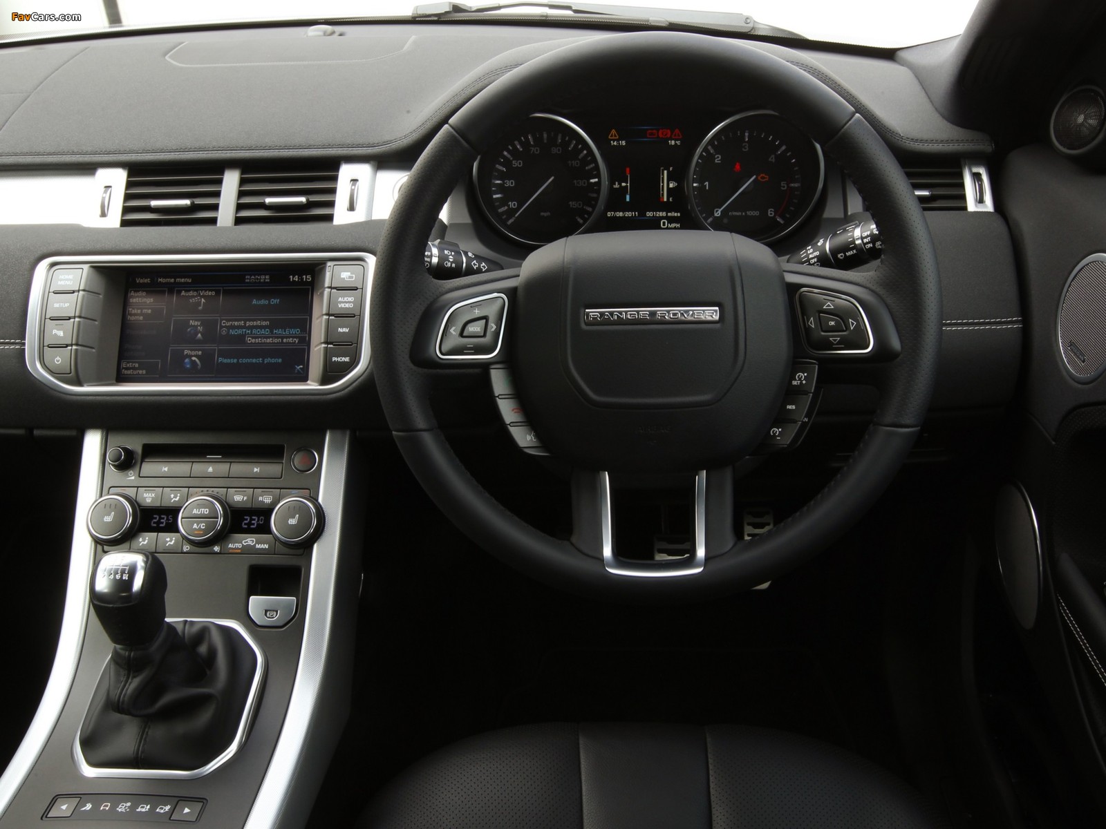Range Rover Evoque SD4 Dynamic UK-spec 2011 pictures (1600 x 1200)