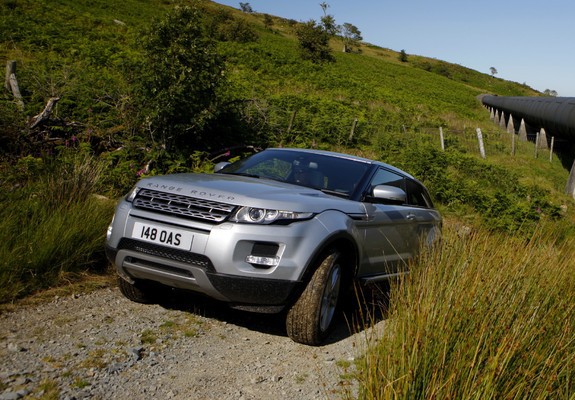 Range Rover Evoque Coupe Si4 Prestige UK-spec 2011 pictures