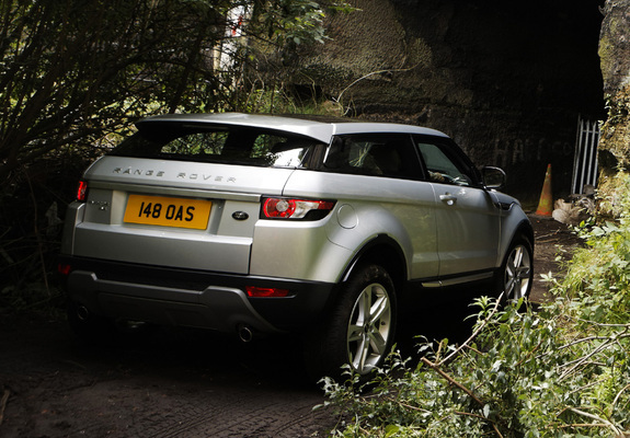 Range Rover Evoque Coupe Si4 Prestige UK-spec 2011 wallpapers