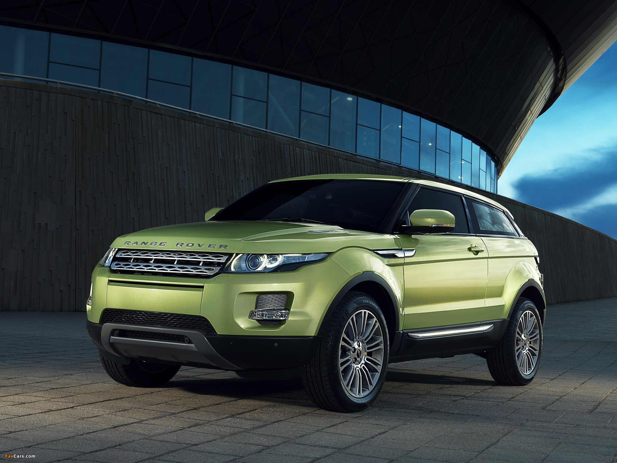 Range Rover Evoque Coupe Prestige 2011 wallpapers (2048 x 1536)