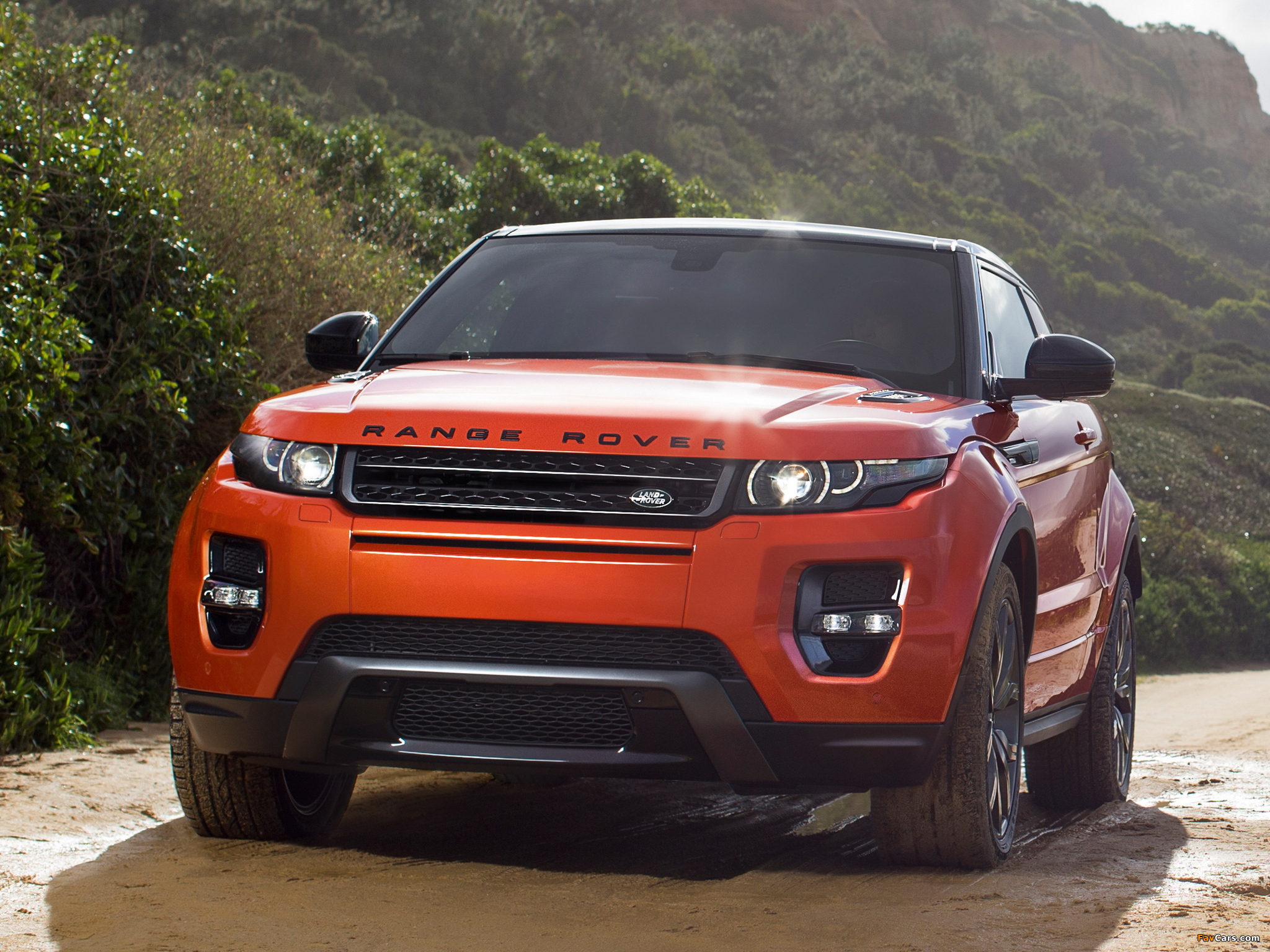 Range Rover Evoque Autobiography Dynamic 2014 wallpapers (2048 x 1536)