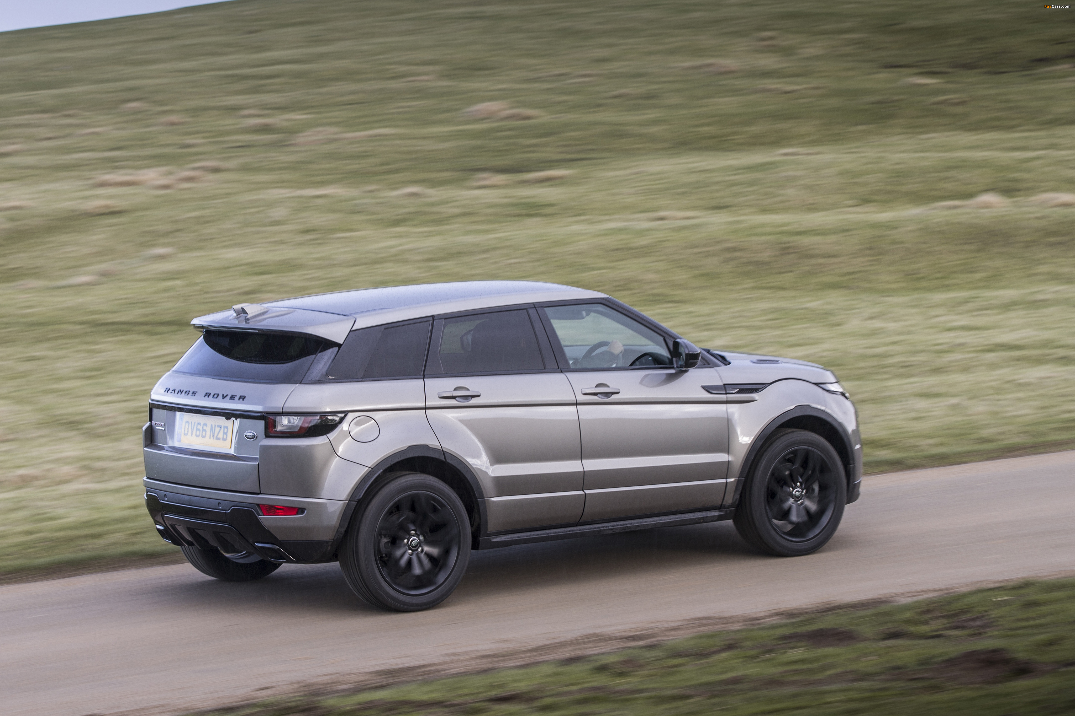Range Rover Evoque HSE Dynamic UK-spec 2015 pictures (4096 x 2731)